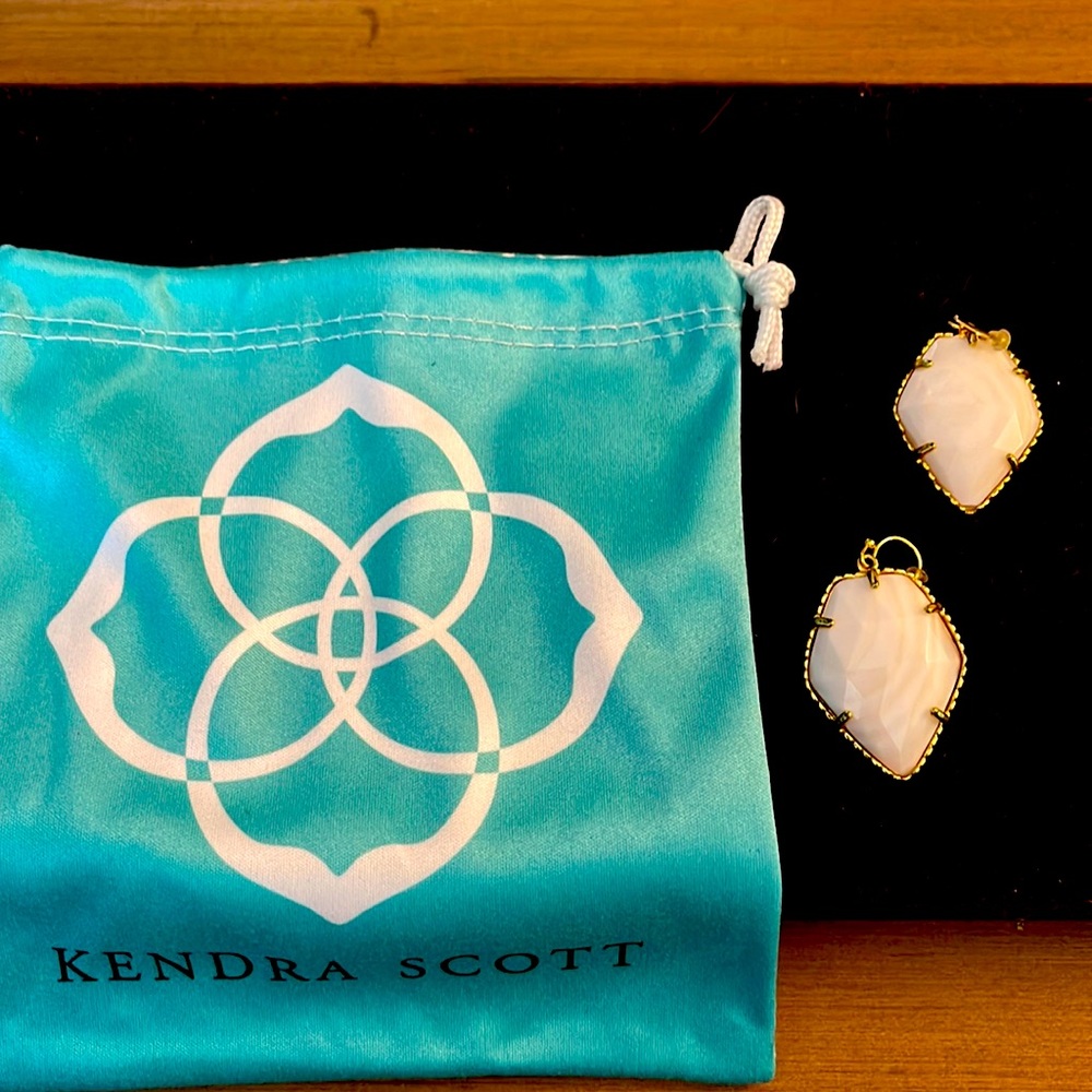 Kendra Scott white and gold earrings